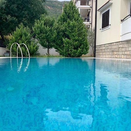 Lastochka.Mne Apartments Baošići Eksteriør bilde