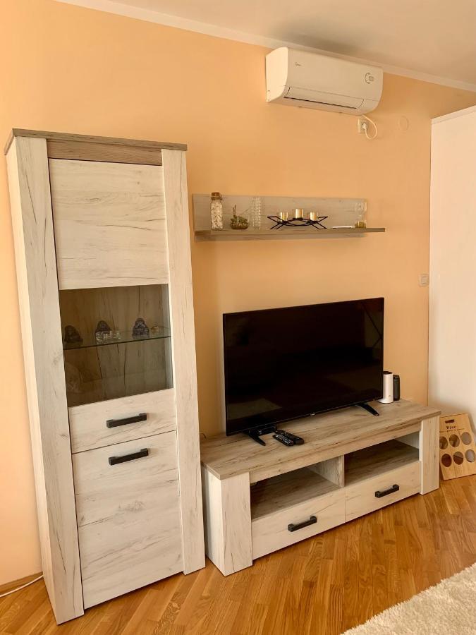 Lastochka.Mne Apartments Baošići Eksteriør bilde
