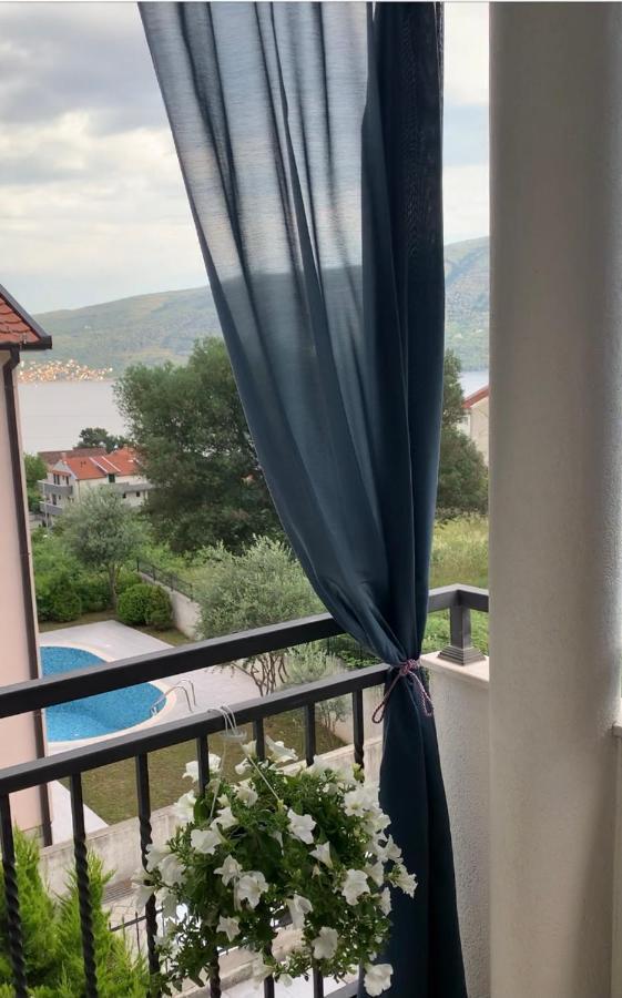 Lastochka.Mne Apartments Baošići Eksteriør bilde