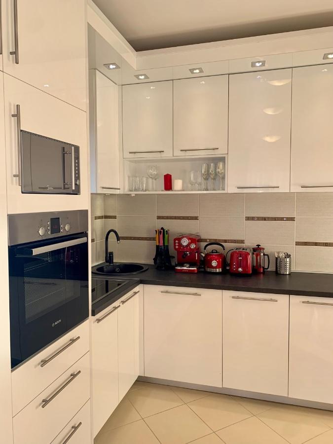 Lastochka.Mne Apartments Baošići Eksteriør bilde