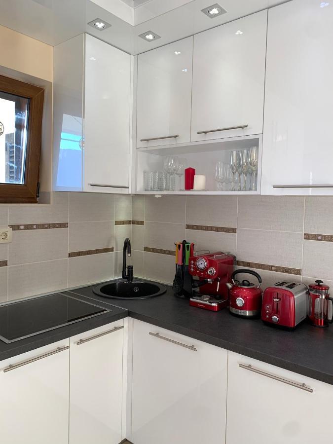 Lastochka.Mne Apartments Baošići Eksteriør bilde
