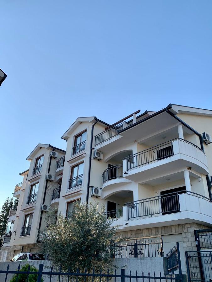 Lastochka.Mne Apartments Baošići Eksteriør bilde