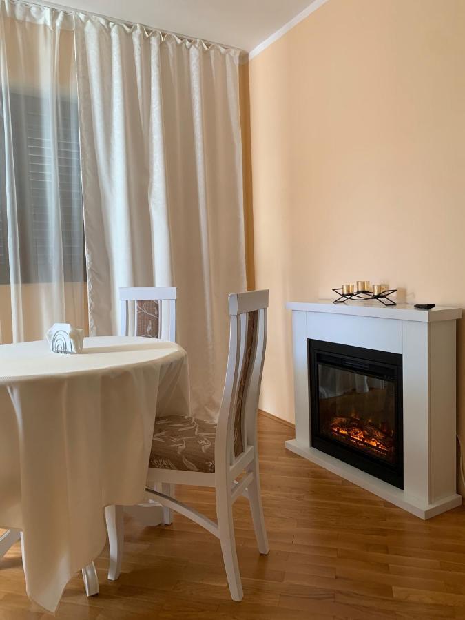 Lastochka.Mne Apartments Baošići Eksteriør bilde